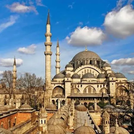 Super House 75 Mt 2 Bedrooms 1 Living Center * Estambul